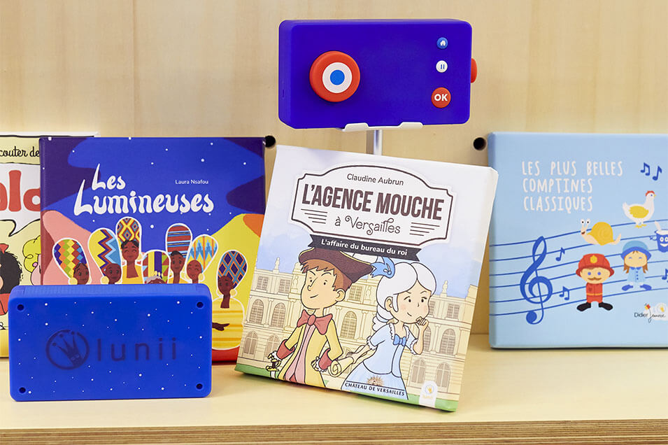 Lunii My Fabulous Storybook Educational Learning Audio - French